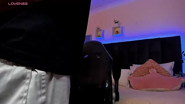 Ares di martin online show from December 19, 2:08 pm