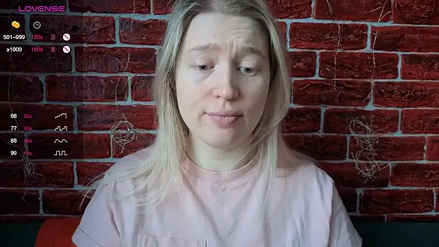 CitrusBlissss online show from January 13, 4:05 am