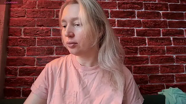 CitrusBlissss online show from November 13, 2:26 am