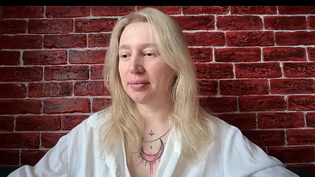 CitrusBlissss online show from October 29, 2:10 am