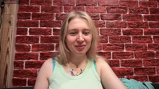 CitrusBlissss online show from November 22, 2:43 am