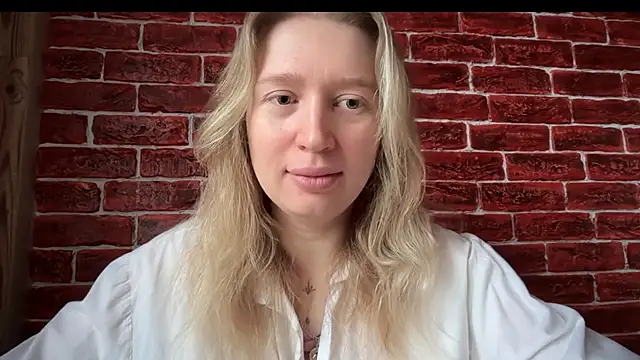 CitrusBlissss online show from October 22, 2:11 am