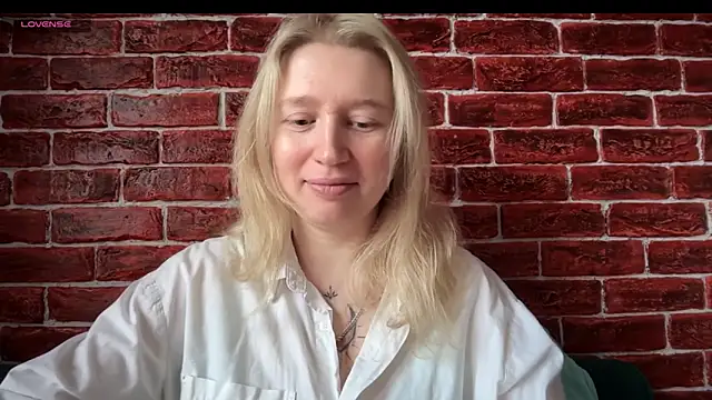 CitrusBlissss online show from November 4, 2:37 am