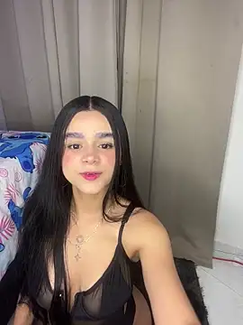 Snapshot of Dulcekitty__ chatting on May 21, 10:23 am Dulcekitty online show from May 21, 10:23 am