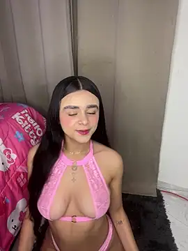 Snapshot of Dulcekitty__ chatting on April 29, 10:19 am Dulcekitty online show from April 29, 10:19 am