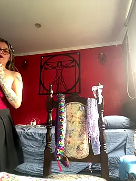 Snapshot of KoraSweett chatting on October 28, 7:13 pm KoraSweett online show from October 28, 7:13 pm