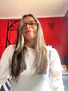 Snapshot of KoraSweett chatting on November 7, 7:07 pm KoraSweett online show from November 7, 7:07 pm