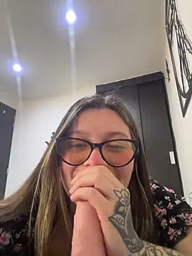 KoraSweett online show from December 19, 7:49 pm