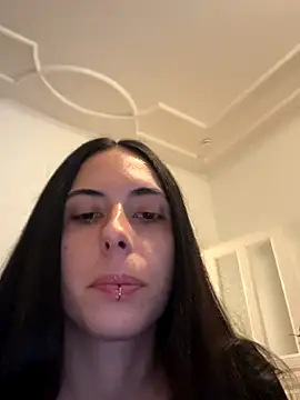 Snapshot of very_licious chatting on October 16, 6:38 pm very licious online show from October 16, 6:38 pm