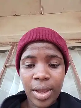 Snapshot of Themberh97 chatting on October 16, 9:50 am Themberh97 online show from October 16, 9:50 am