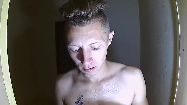 BlondZilla online show from October 17, 7:00 am