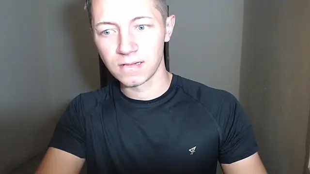 BlondZilla online show from December 14, 10:21 am