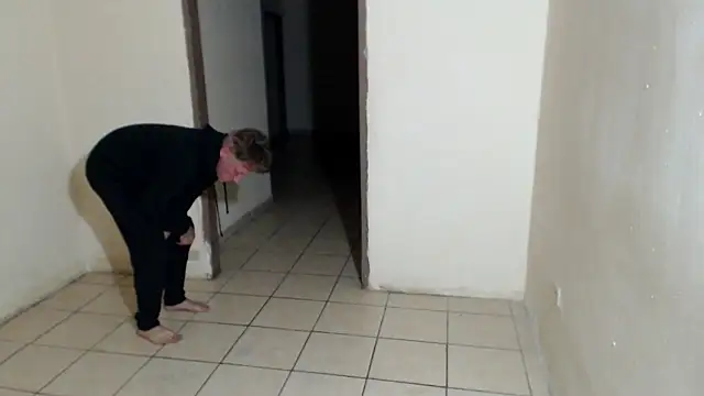 BlondZilla online show from April 14, 11:37 am