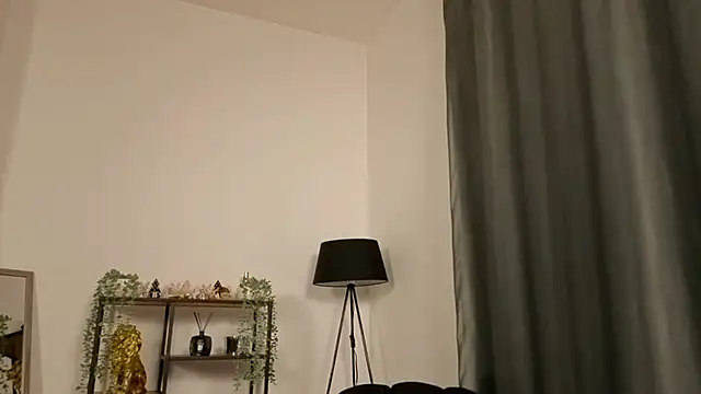 aerisblue online show from November 19, 7:14 pm