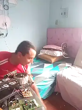 miroqui143 online show from March 23, 9:47 pm