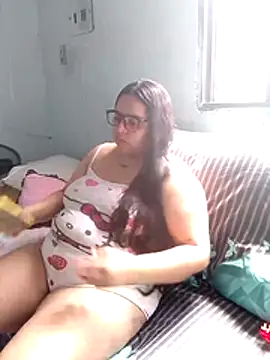 miroqui143 online show from March 31, 6:54 pm