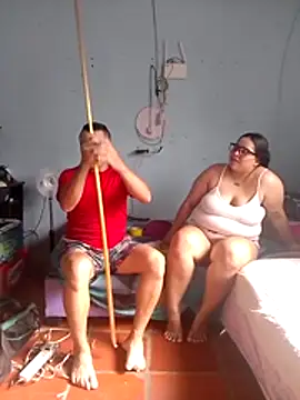 miroqui143 online show from April 13, 8:13 pm