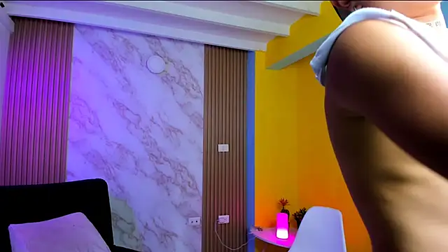 Snapshot of jake_beach chatting on September 20, 7:30 pm jake beach online show from September 20, 7:30 pm