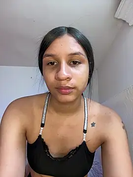 Snapshot of Danny_gonza chatting on May 7, 9:18 pm Danny gonza online show from May 7, 9:18 pm