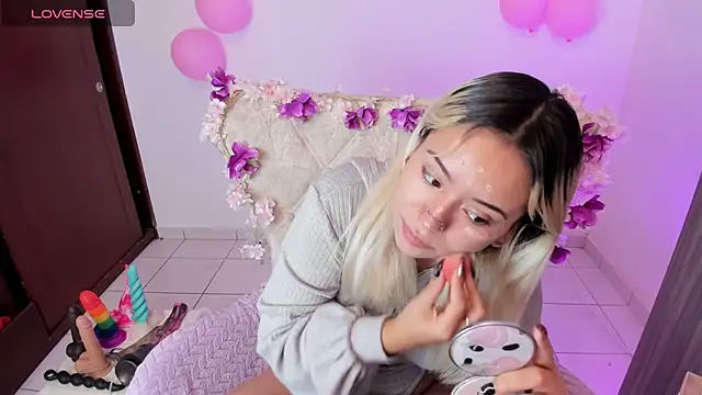 Nataliahenao69 online show from November 4, 3:05 pm