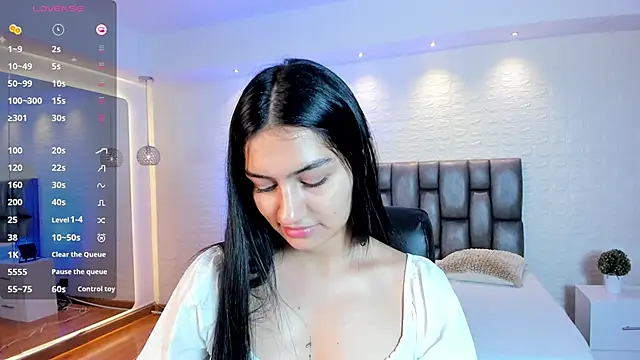 AidaJones online show from April 22, 11:28 am