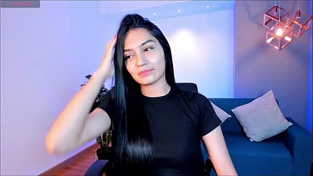 AidaJones online show from April 9, 1:06 pm