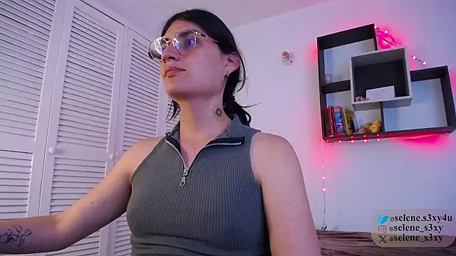 selene s3x online show from January 15, 11:30 pm