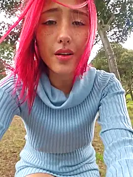 Snapshot of sorpresa_x chatting on July 10, 3:45 pm sorpresa x online show from July 10, 3:45 pm