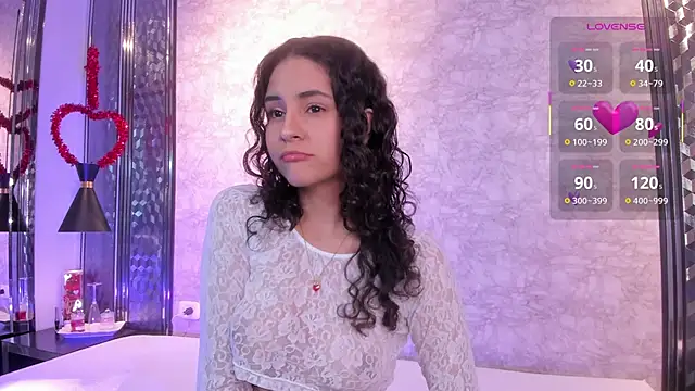 Snapshot of HadaKiss chatting on April 8, 4:14 am HadaKiss online show from April 8, 4:14 am