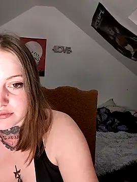 Amatrice X online show from April 22, 10:16 pm