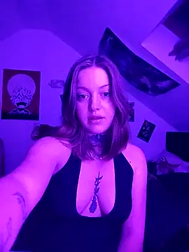 Snapshot of Amatrice_X chatting on May 7, 9:51 pm Amatrice X online show from May 7, 9:51 pm