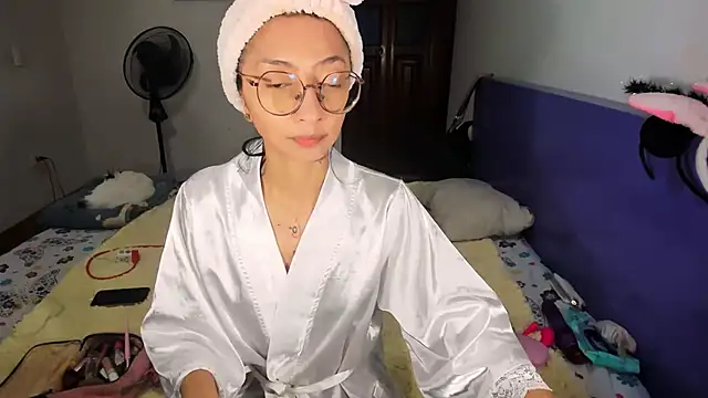 Anais lux online show from April 6, 11:39 pm