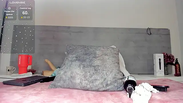 Snapshot of sunnyWhitee chatting on July 10, 11:27 pm sunnyWhitee online show from July 10, 11:27 pm