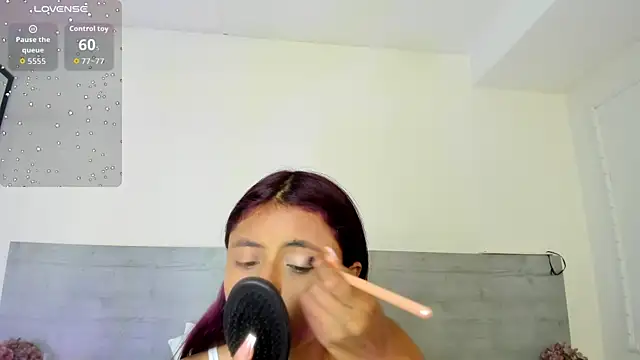 Snapshot of sunnyWhitee chatting on June 22, 7:22 pm sunnyWhitee online show from June 22, 7:22 pm