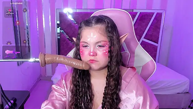 ShylySweet online show from March 21, 5:41 am