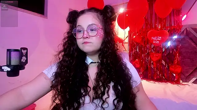 ShylySweet online show from February 18, 5:27 am