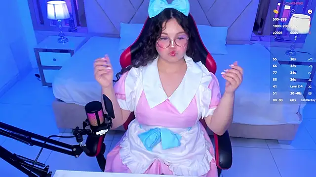 ShylySweet online show from December 1, 5:30 am