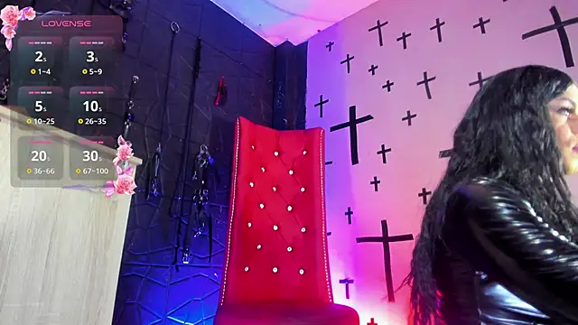 hi lucy online show from February 25, 2:06 pm