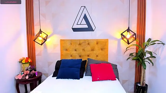 violet sweet19 online show from February 9, 1:31 pm