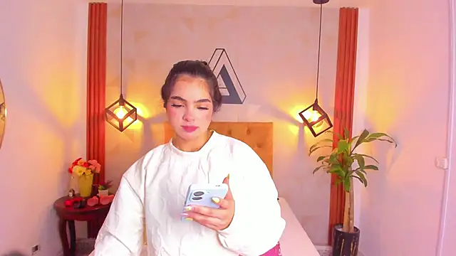 violet sweet19 online show from March 24, 11:54 am