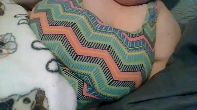 sarahcakes223 online show from May 26, 12:09 am