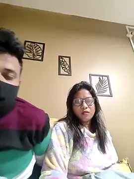 hornyzinia123 online show from December 20, 6:00 pm