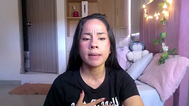 SelinaCatt  online show from January 14, 10:46 pm