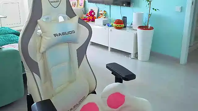 Im suka online show from March 30, 4:47 am