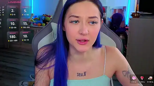 Snapshot of Im_suka chatting on November 14, 4:27 am Im suka online show from November 14, 4:27 am