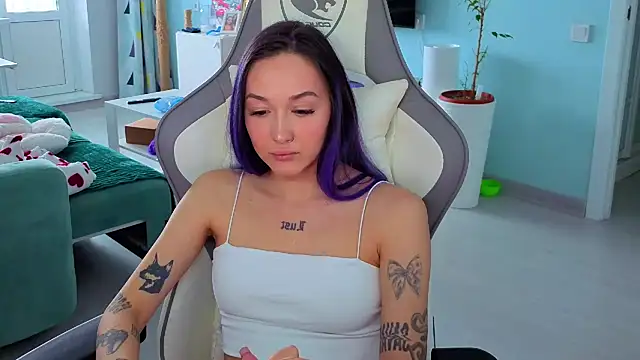 Im suka online show from March 15, 4:30 am