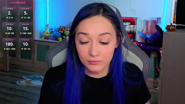 Snapshot of Im_suka chatting on November 8, 4:27 am Im suka online show from November 8, 4:27 am