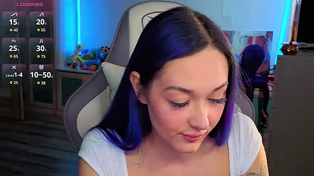 Snapshot of Im_suka chatting on November 18, 3:10 am Im suka online show from November 18, 3:10 am