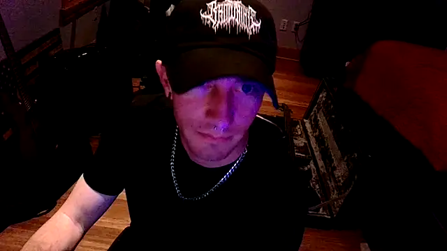 Snapshot of LEVIATHANX666 chatting on March 4, 6:21 am LEVIATHANX666 online show from March 4, 6:21 am