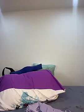 MaxDell online show from April 7, 6:10 pm